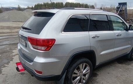 Jeep Grand Cherokee, 2011 год, 1 620 000 рублей, 21 фотография