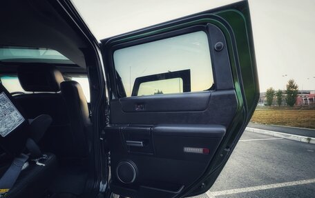 Hummer H2, 2005 год, 2 300 000 рублей, 18 фотография