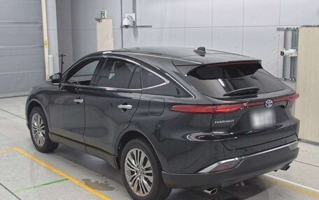 Toyota Harrier, 2021 год, 3 193 000 рублей, 4 фотография