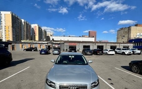 Audi A4, 2011 год, 1 050 000 рублей, 2 фотография