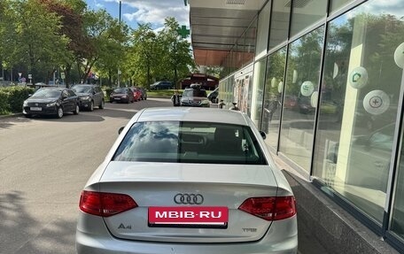 Audi A4, 2011 год, 1 050 000 рублей, 12 фотография