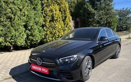 Mercedes-Benz E-Класс, 2020 год, 5 500 000 рублей, 4 фотография
