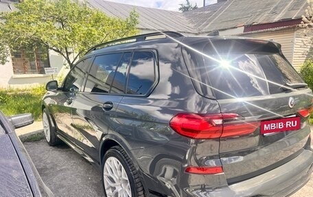 BMW X7, 2022 год, 12 000 000 рублей, 2 фотография