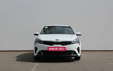 KIA Rio IV, 2020 год, 1 420 000 рублей, 2 фотография