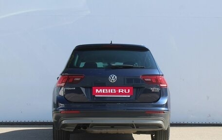 Volkswagen Tiguan II, 2017 год, 1 820 000 рублей, 4 фотография