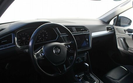 Volkswagen Tiguan II, 2017 год, 1 820 000 рублей, 11 фотография