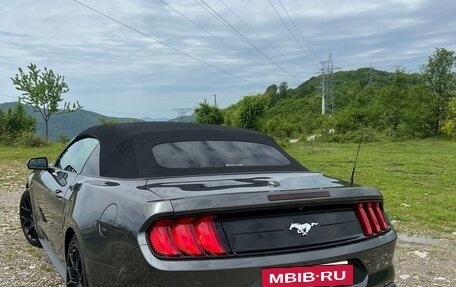 Ford Mustang VI рестайлинг, 2018 год, 4 300 000 рублей, 4 фотография