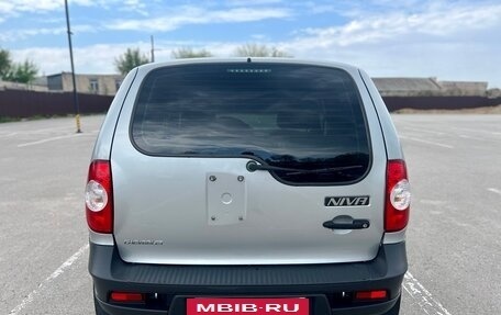 Chevrolet Niva I рестайлинг, 2016 год, 675 000 рублей, 6 фотография