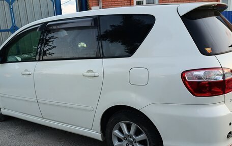 Toyota Ipsum II, 2004 год, 725 000 рублей, 3 фотография