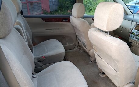 Toyota Ipsum II, 2004 год, 725 000 рублей, 9 фотография