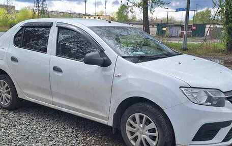 Renault Logan II, 2019 год, 650 000 рублей, 3 фотография