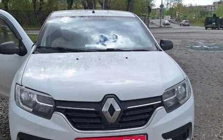 Renault Logan II, 2019 год, 650 000 рублей, 13 фотография
