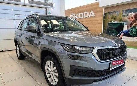 Skoda Kodiaq I, 2025 год, 5 050 000 рублей, 5 фотография