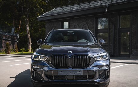 BMW X5, 2021 год, 7 890 000 рублей, 2 фотография