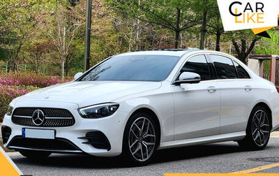 Mercedes-Benz E-Класс, 2022 год, 3 300 000 рублей, 1 фотография