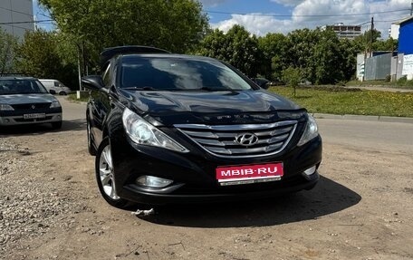 Hyundai Sonata VI, 2010 год, 1 300 000 рублей, 1 фотография