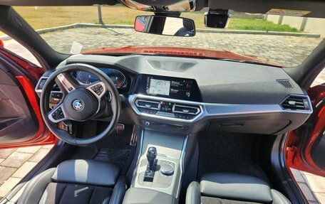 BMW 3 серия, 2022 год, 3 100 000 рублей, 13 фотография