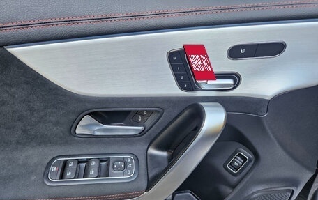 Mercedes-Benz CLA, 2022 год, 3 300 000 рублей, 15 фотография