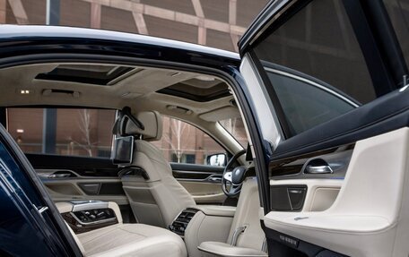 BMW 7 серия, 2016 год, 4 300 000 рублей, 12 фотография