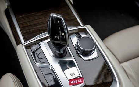 BMW 7 серия, 2016 год, 4 300 000 рублей, 23 фотография