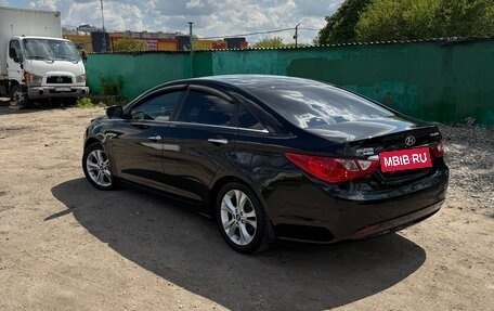 Hyundai Sonata VI, 2010 год, 1 300 000 рублей, 5 фотография