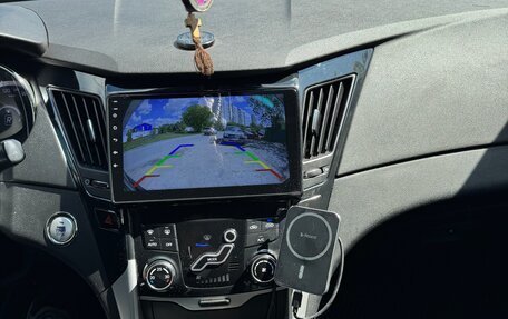 Hyundai Sonata VI, 2010 год, 1 300 000 рублей, 11 фотография