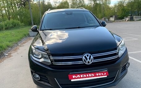 Volkswagen Tiguan I, 2013 год, 1 599 999 рублей, 2 фотография