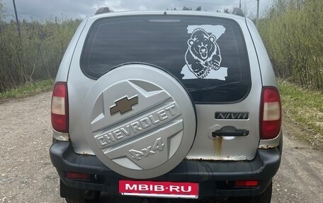 Chevrolet Niva I рестайлинг, 2006 год, 250 000 рублей, 4 фотография