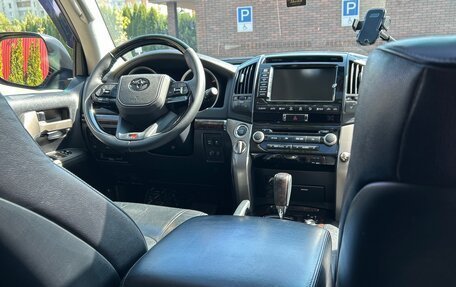 Toyota Land Cruiser 200, 2011 год, 3 500 000 рублей, 14 фотография