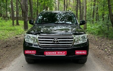 Toyota Land Cruiser 200, 2011 год, 3 500 000 рублей, 21 фотография
