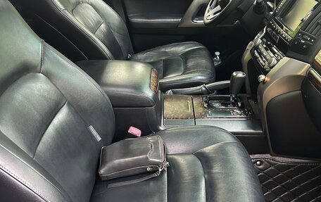 Toyota Land Cruiser 200, 2011 год, 3 500 000 рублей, 31 фотография