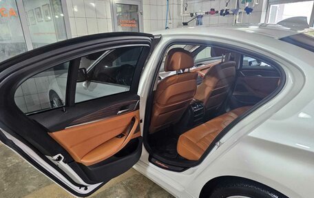 BMW 5 серия, 2017 год, 2 900 000 рублей, 6 фотография