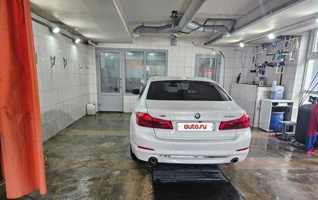 BMW 5 серия, 2017 год, 2 900 000 рублей, 13 фотография