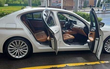 BMW 5 серия, 2017 год, 2 900 000 рублей, 8 фотография