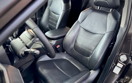 Toyota RAV4, 2019 год, 3 850 000 рублей, 15 фотография