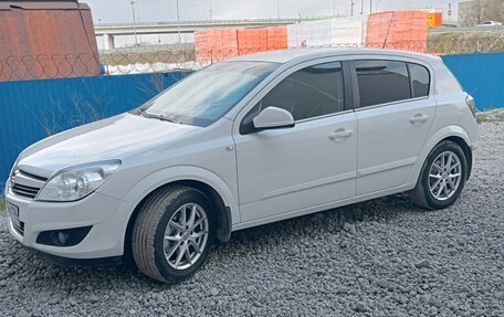 Opel Astra H, 2011 год, 690 000 рублей, 1 фотография