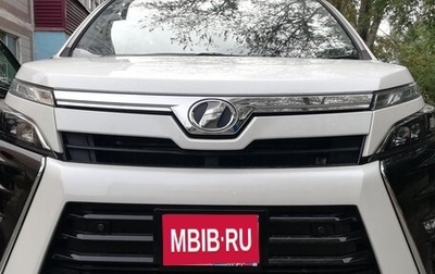 Toyota Voxy III, 2019 год, 2 650 000 рублей, 1 фотография