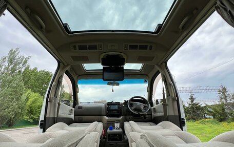 Toyota Grand HiAce I, 2000 год, 1 350 000 рублей, 20 фотография