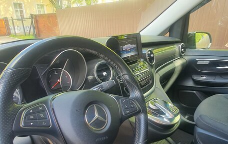 Mercedes-Benz V-Класс, 2015 год, 3 300 000 рублей, 12 фотография