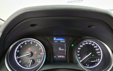 Toyota Camry, 2021 год, 2 650 000 рублей, 9 фотография
