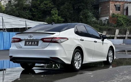 Toyota Camry, 2022 год, 2 500 000 рублей, 6 фотография