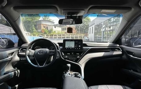 Toyota Camry, 2022 год, 2 500 000 рублей, 14 фотография