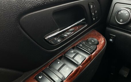 Chevrolet Tahoe III, 2012 год, 1 980 000 рублей, 13 фотография