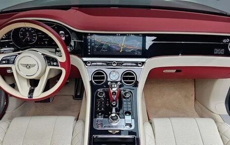 Bentley Continental GT III, 2022 год, 29 400 000 рублей, 6 фотография