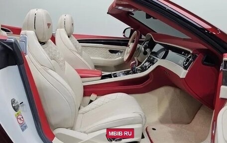Bentley Continental GT III, 2022 год, 29 400 000 рублей, 15 фотография