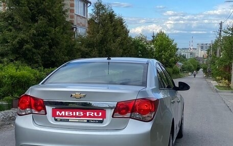 Chevrolet Cruze II, 2014 год, 775 000 рублей, 3 фотография
