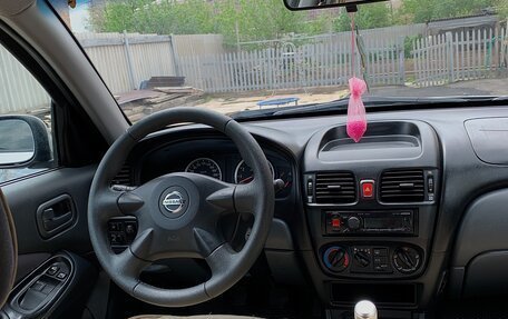 Nissan Almera, 2004 год, 450 000 рублей, 18 фотография