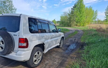 Mitsubishi Pajero iO, 2002 год, 419 000 рублей, 7 фотография