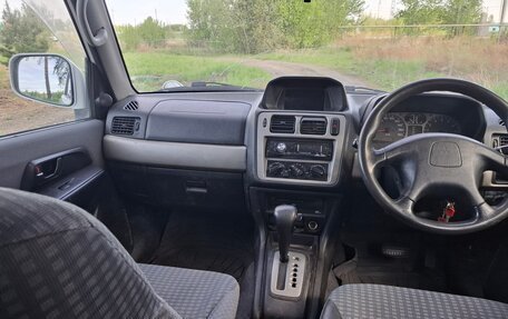 Mitsubishi Pajero iO, 2002 год, 419 000 рублей, 8 фотография
