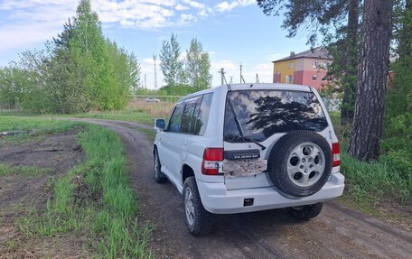Mitsubishi Pajero iO, 2002 год, 419 000 рублей, 11 фотография